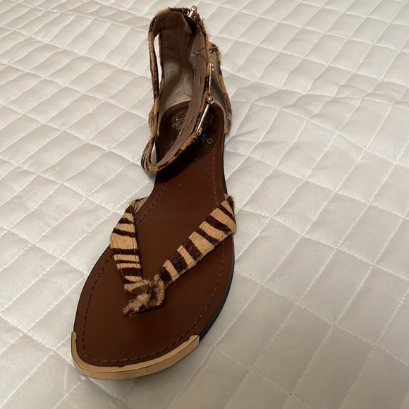 VINCE CAMUTO brown and tan zebra print ankle sandals. - Picture 5 of 9